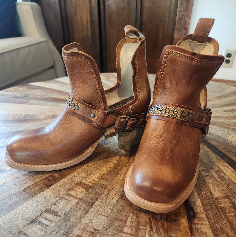 Freebird Dusty Ankle Boots with Distressed Leather
